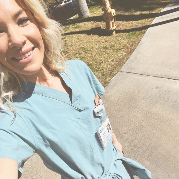 Meet your Posher, Sadey - Picture 10 of 13